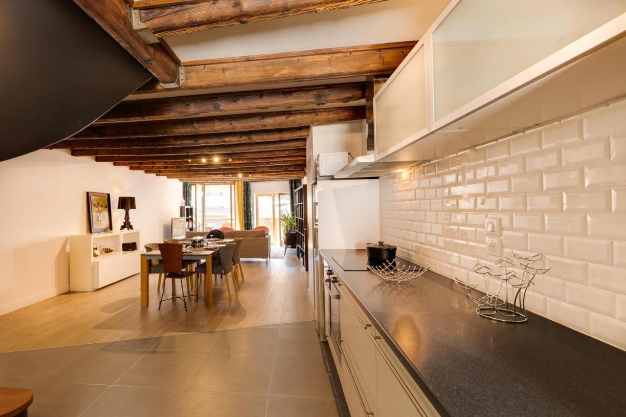 Le Balcon Du Chateau - Aprtement 75 Square Meter In The Annecy Center Bagian luar foto